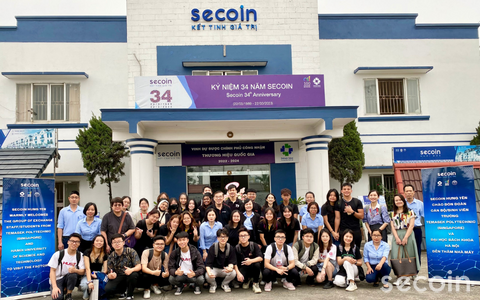 Cán bộ,sinh viên trường Temasek Polytechnic (Singapore) và Đại học Bách khoa Hà Nội tham quan nhà máy Secoin Hưng Yên